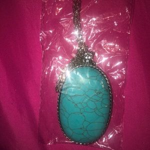 A long necklace crackle finish